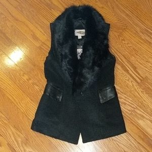 NWT- Faux Fur and Leather Trim Vest Size: Small